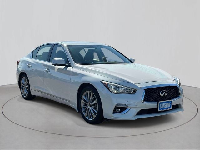 2023 INFINITI Q50 LUXE