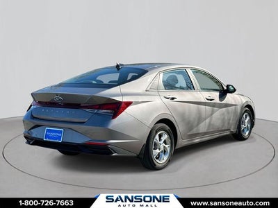 2023 Hyundai Elantra SE