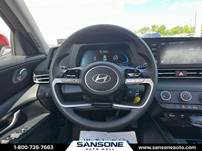 2025 Hyundai Elantra SE