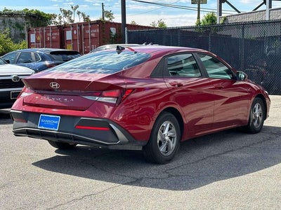 2025 Hyundai Elantra SE