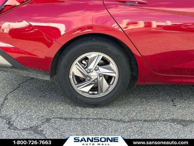 2025 Hyundai Elantra SE