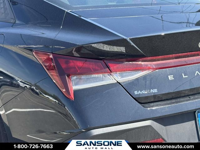 2025 Hyundai Elantra SE