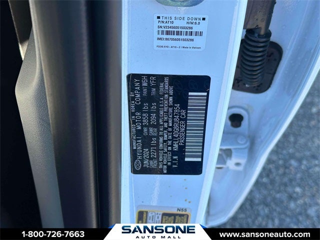 2024 Hyundai Elantra SE