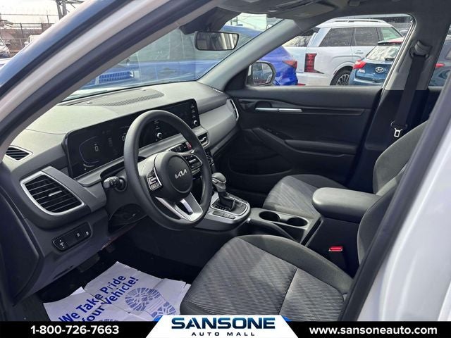 2025 Kia Seltos LX