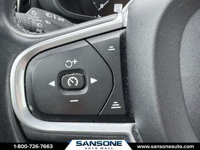 2021 Volvo XC60 T5 Momentum