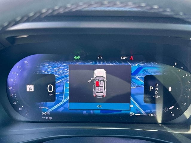 2024 Volvo XC40 B5 Plus Dark Theme